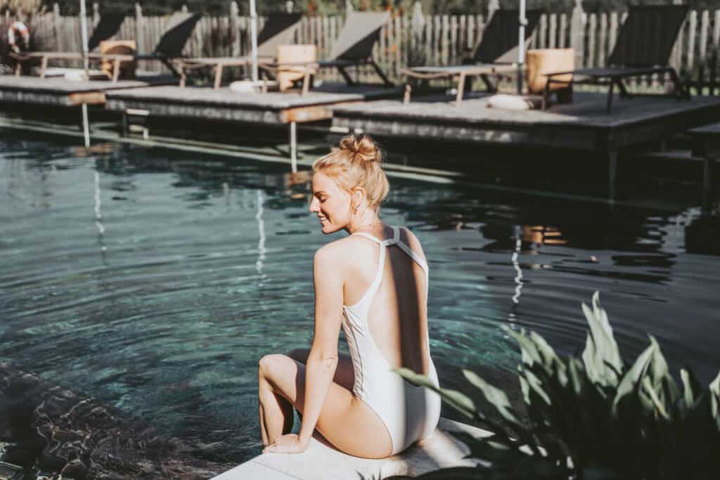 Aussenpool Frau_DSC05586